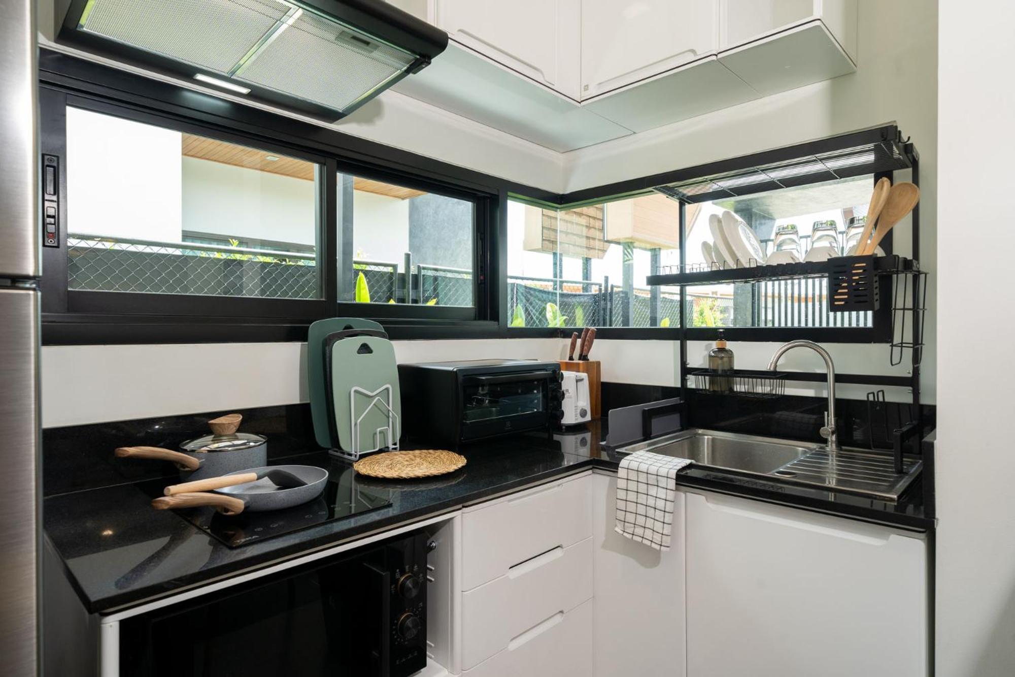 Stylish Pool In Chalong-phuket-2 Bedroom Ban Suan (Phuket)