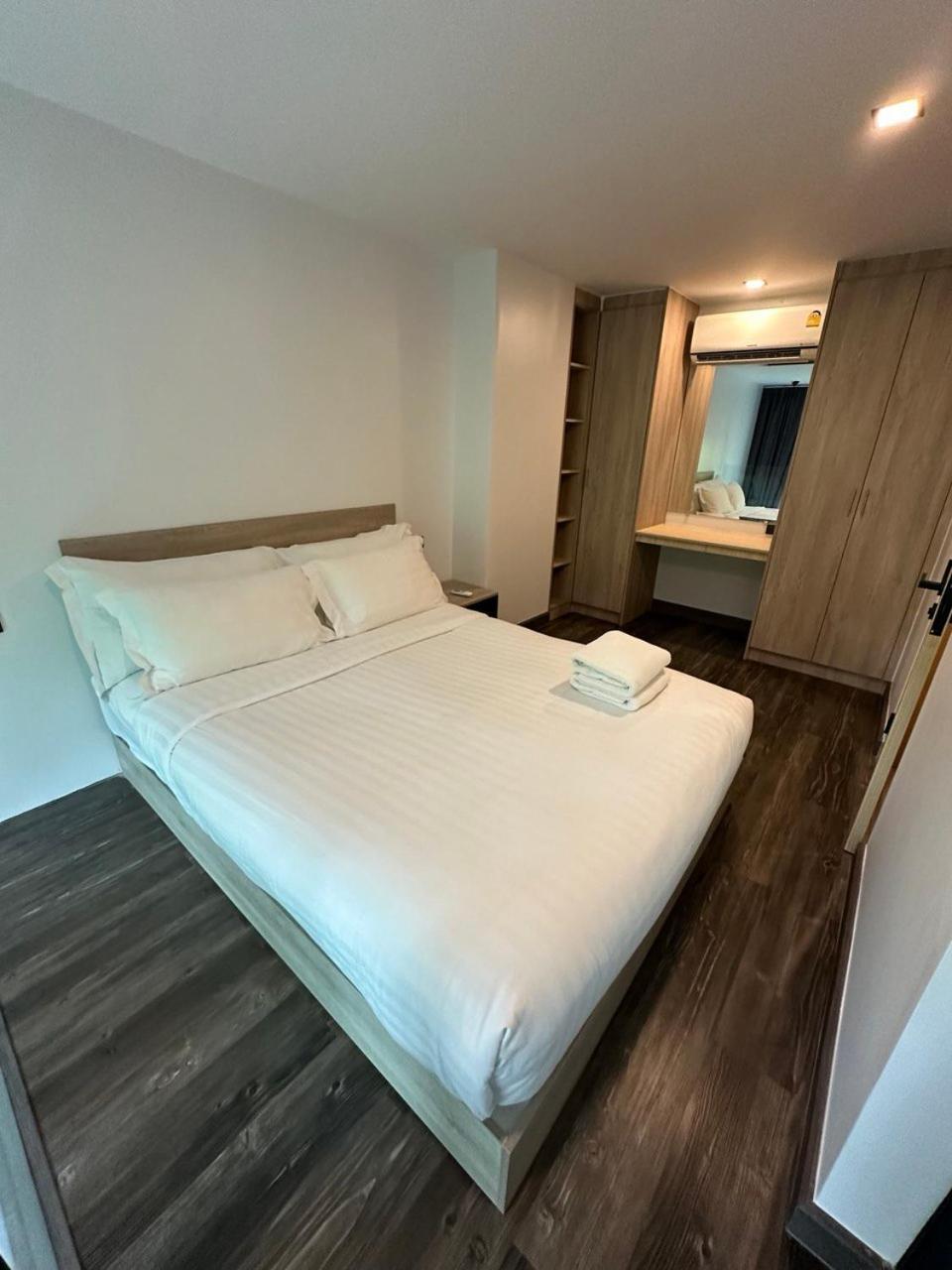 Duplex On Naiharn Apartment *