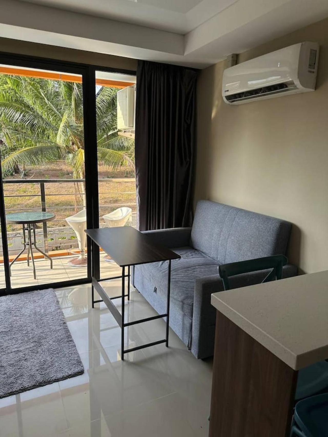Nai Harn Apartment