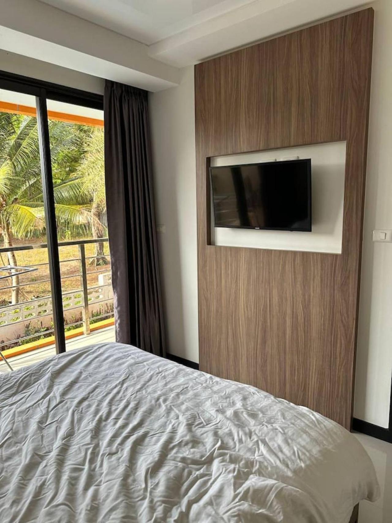 Nai Harn Apartment