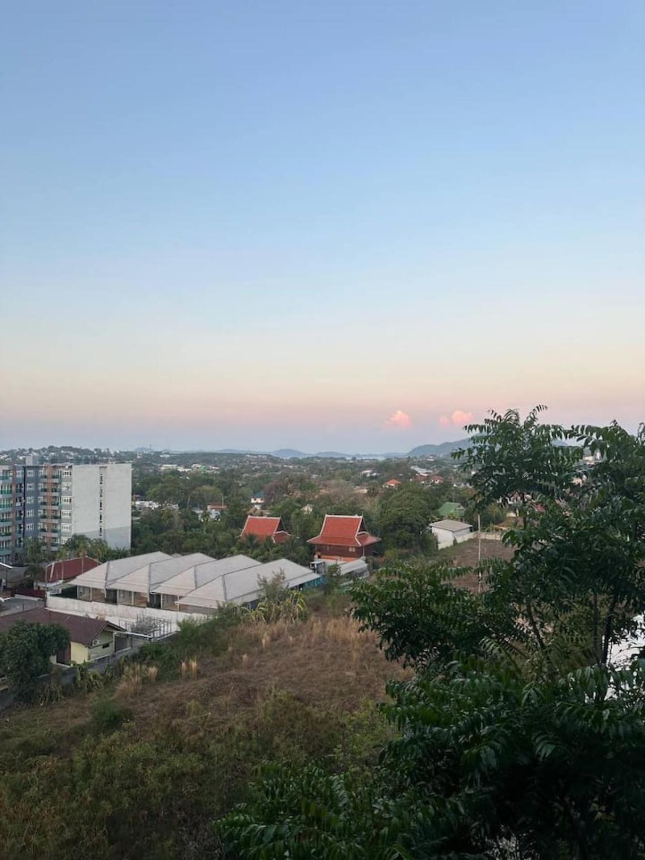 Relife The Windy Naiharn Apartment Ban Saiyuan