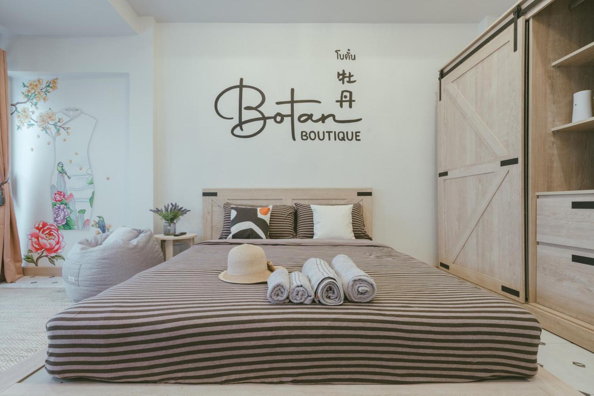 Botan Boutique Hostel