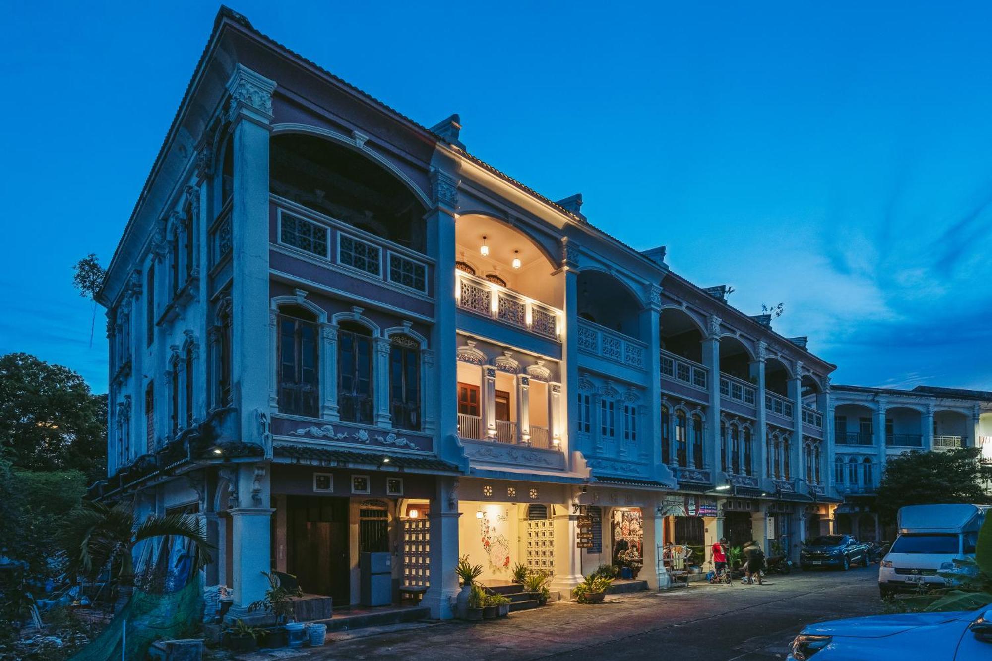 Botan Boutique Hostel