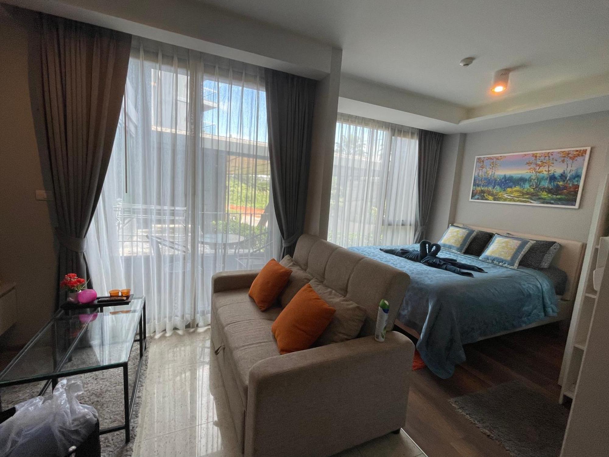 Aparthotel 6th Avenue 4*
