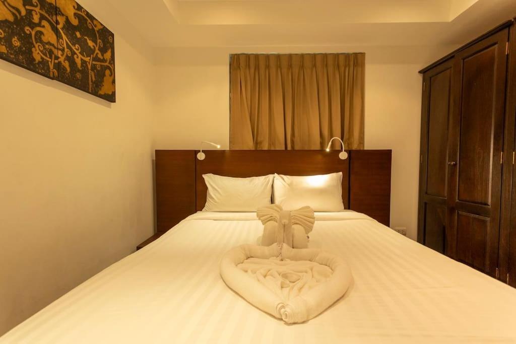 Apartment 2br Ocean View 1km To 10 Mins Patong C129