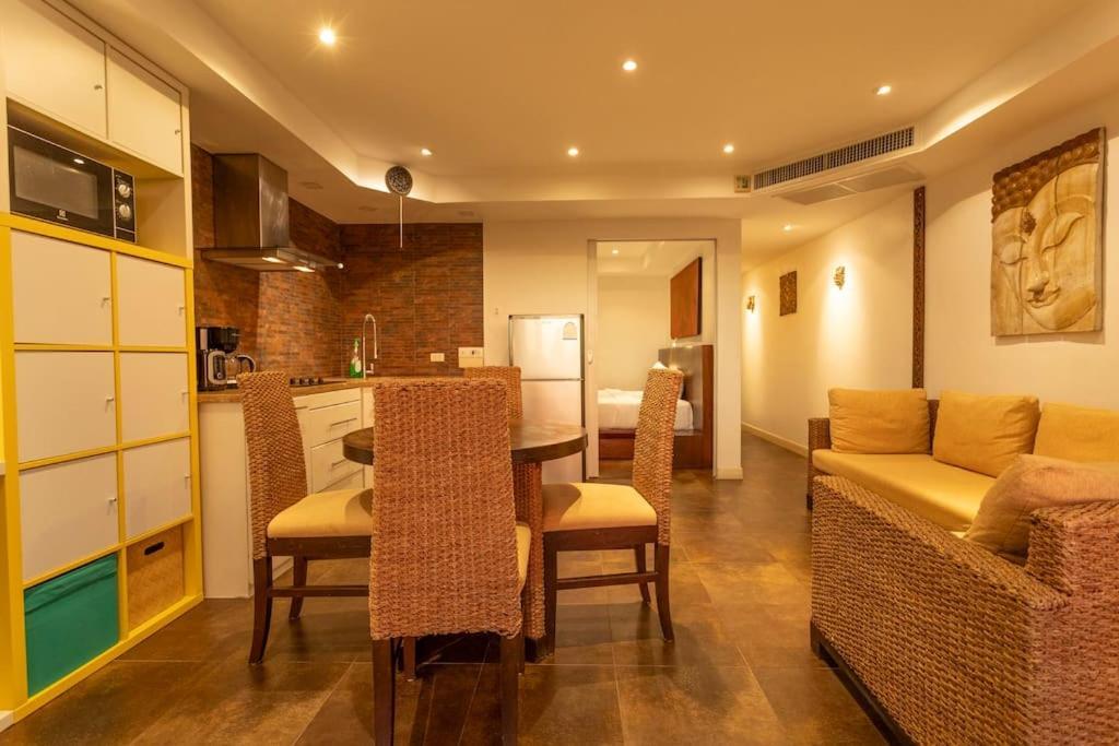 2br Ocean View 1km To 10 Mins Patong C129 *