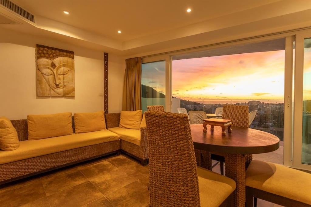 2br Ocean View 1km To 10 Mins Patong C129