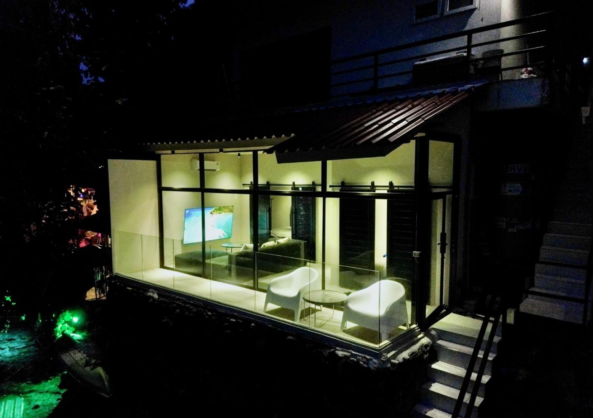 Tri Trang Beachfront With Stunning Views Apartment Patong