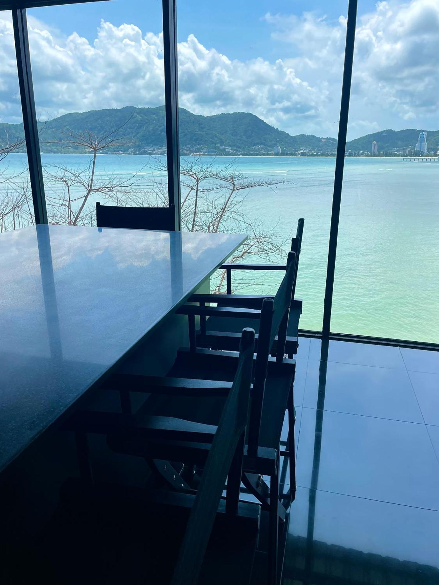 Apartment Tri Trang Beachfront With Stunning Views