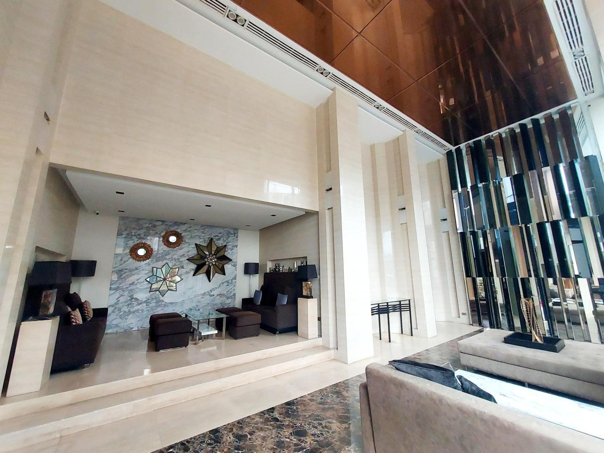 Apartment In The Center Of Phuket