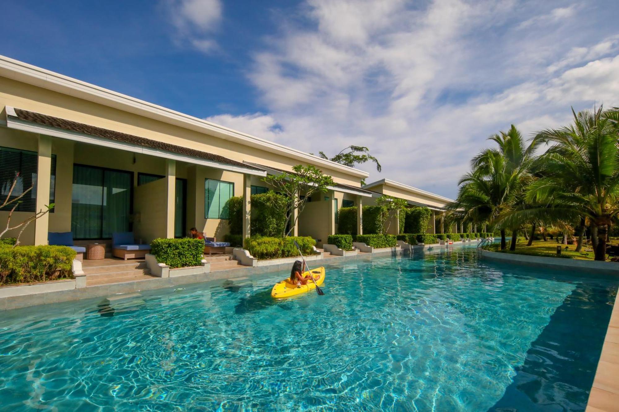 Craft & Villas, Town Phuket