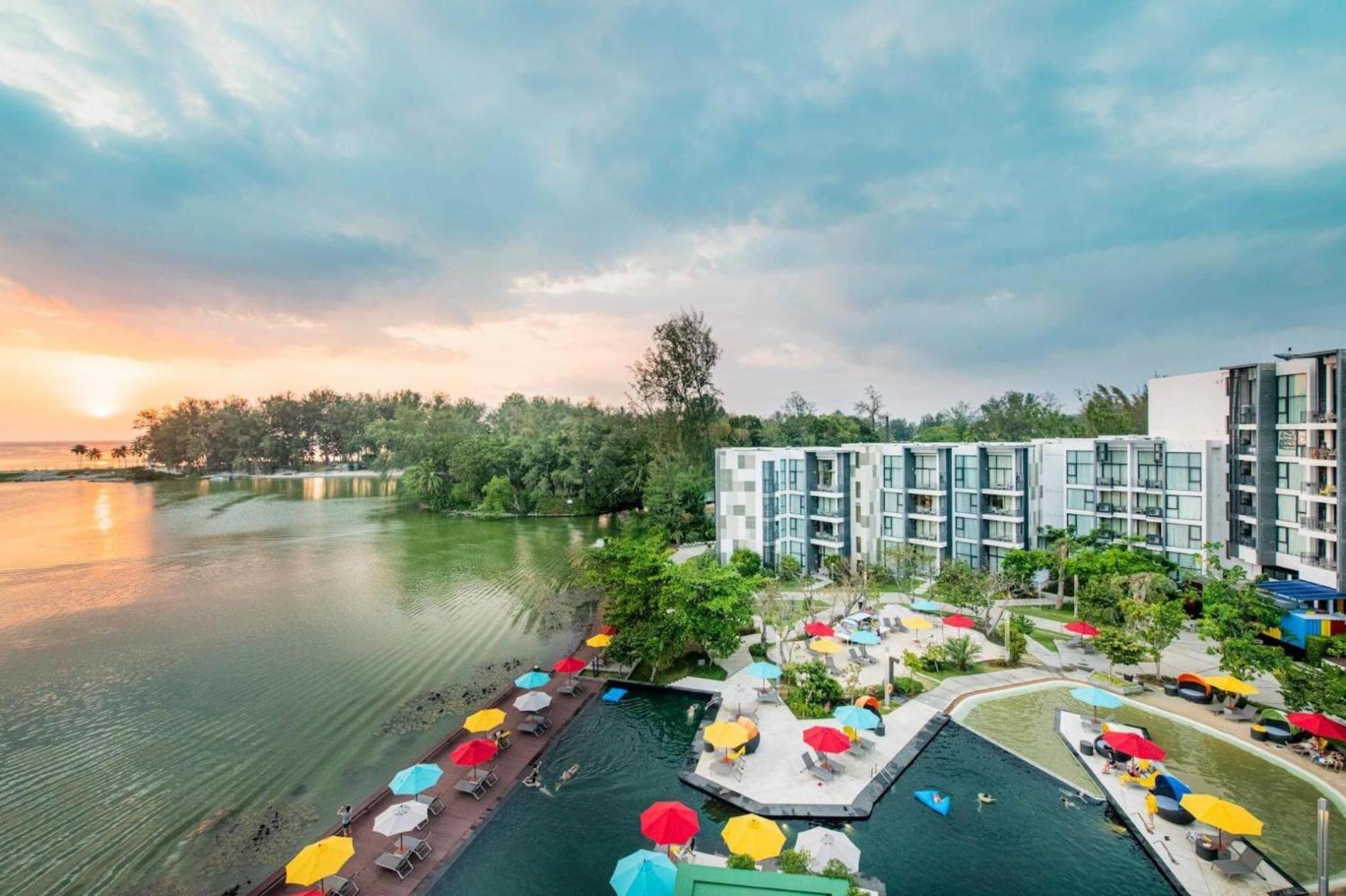 Location In Laguna-modern At Cassia *