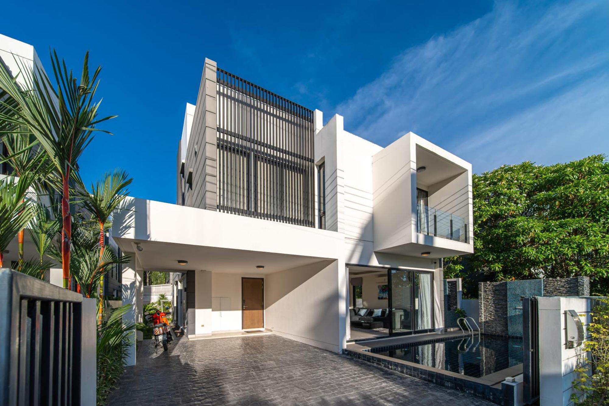 Laguna Park 的现代化5卧室泳池别墅 Phuket