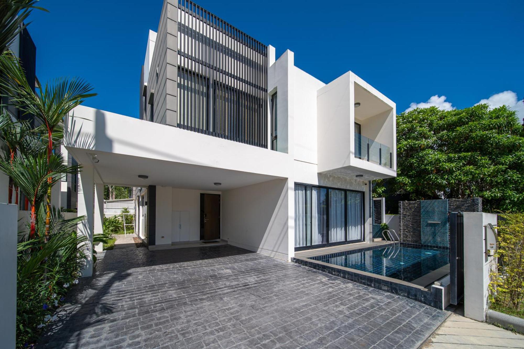 Laguna Park 的现代化5卧室泳池别墅 Villa *