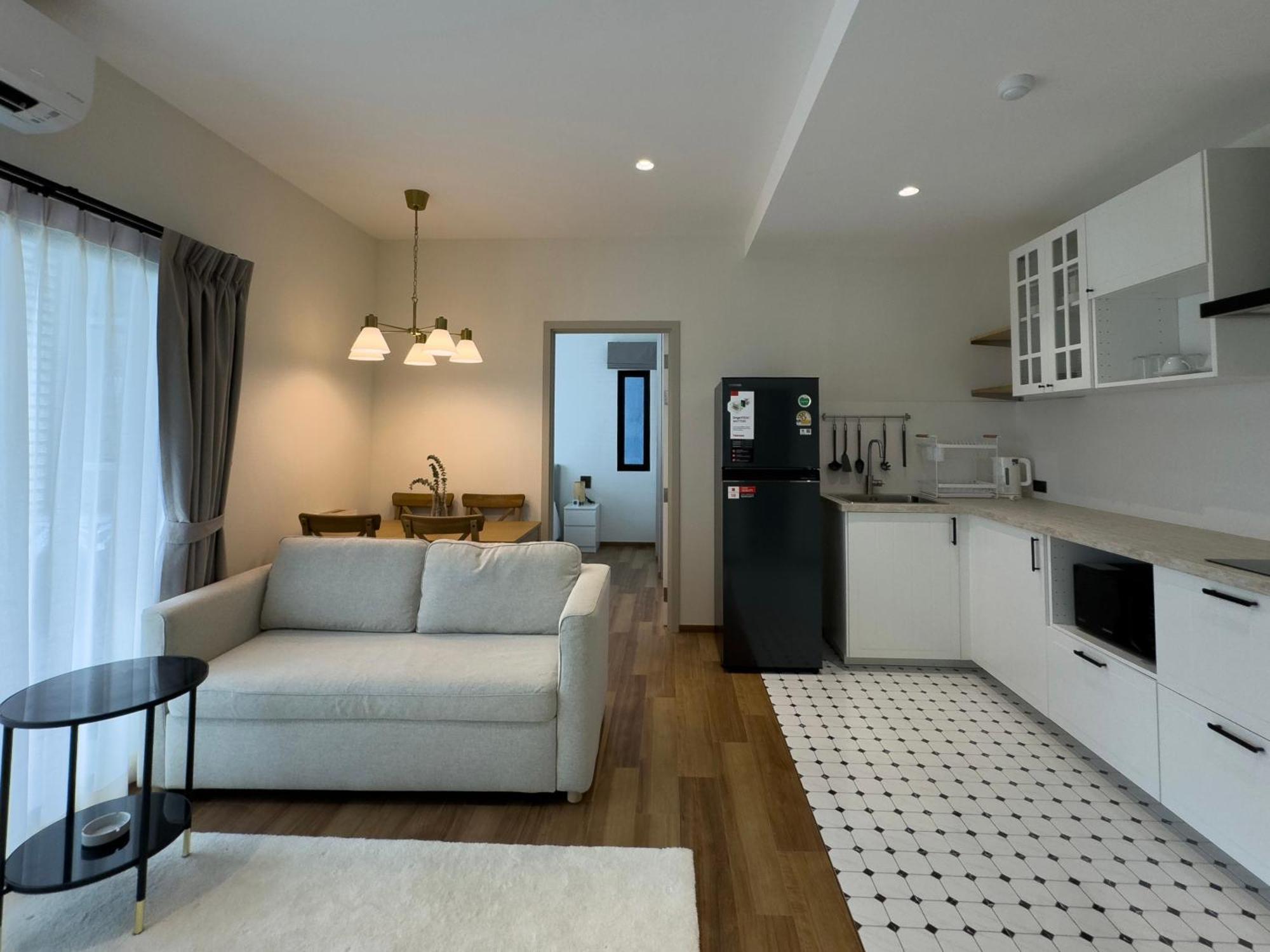 Title Halo By Eie Assia Apartment