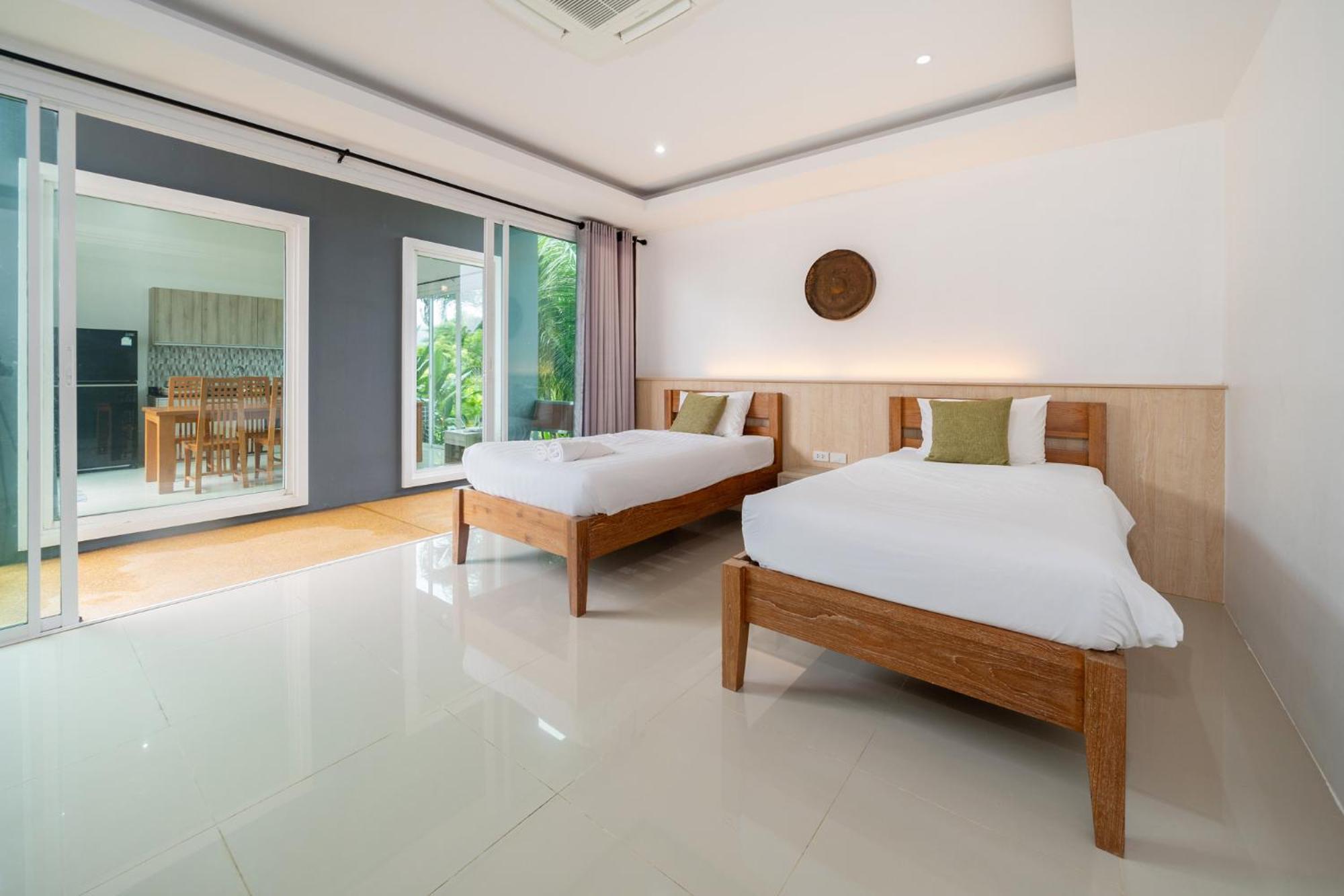 Elm Pool Villa *