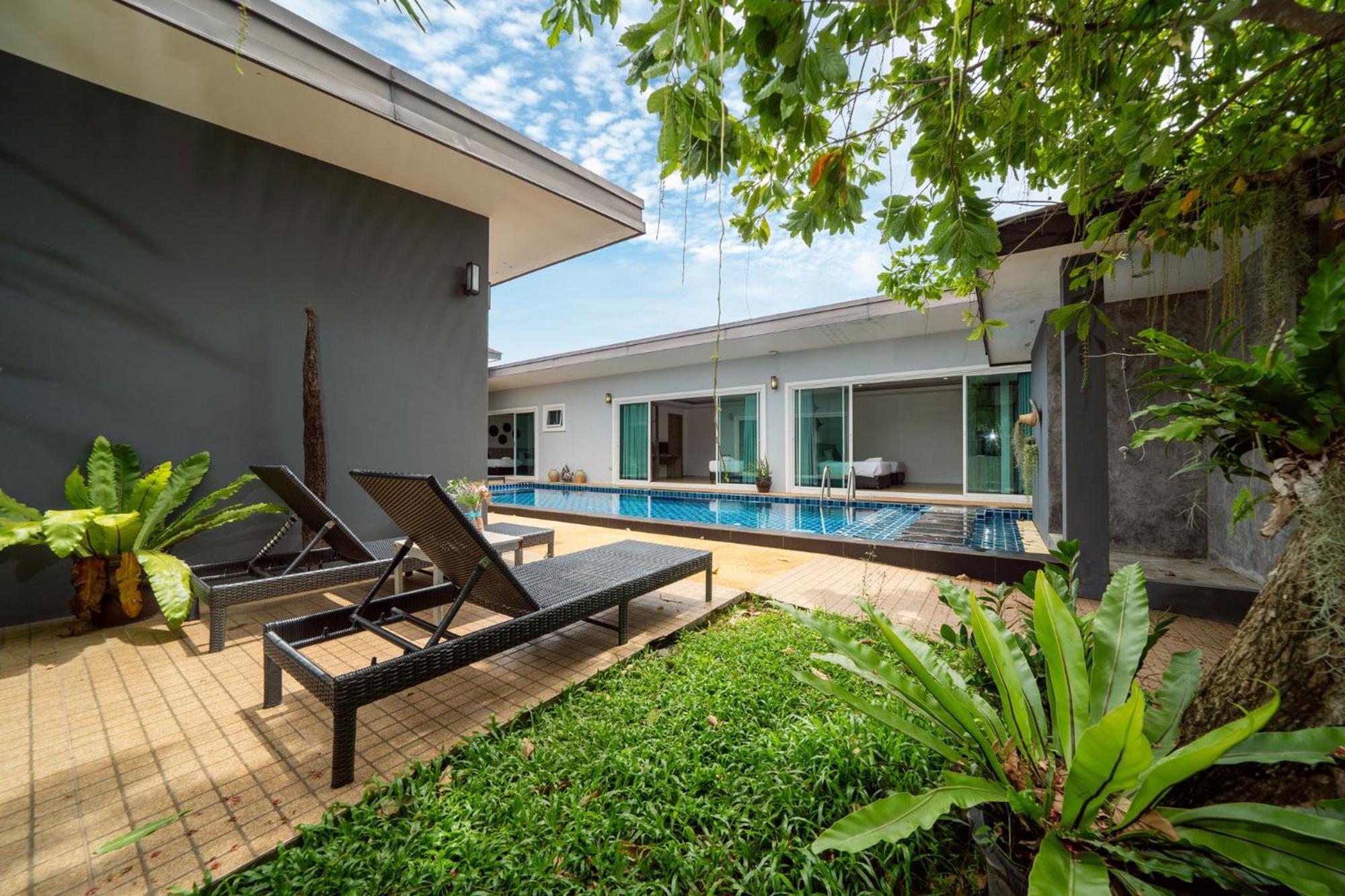 Elm Pool Villa Thalang