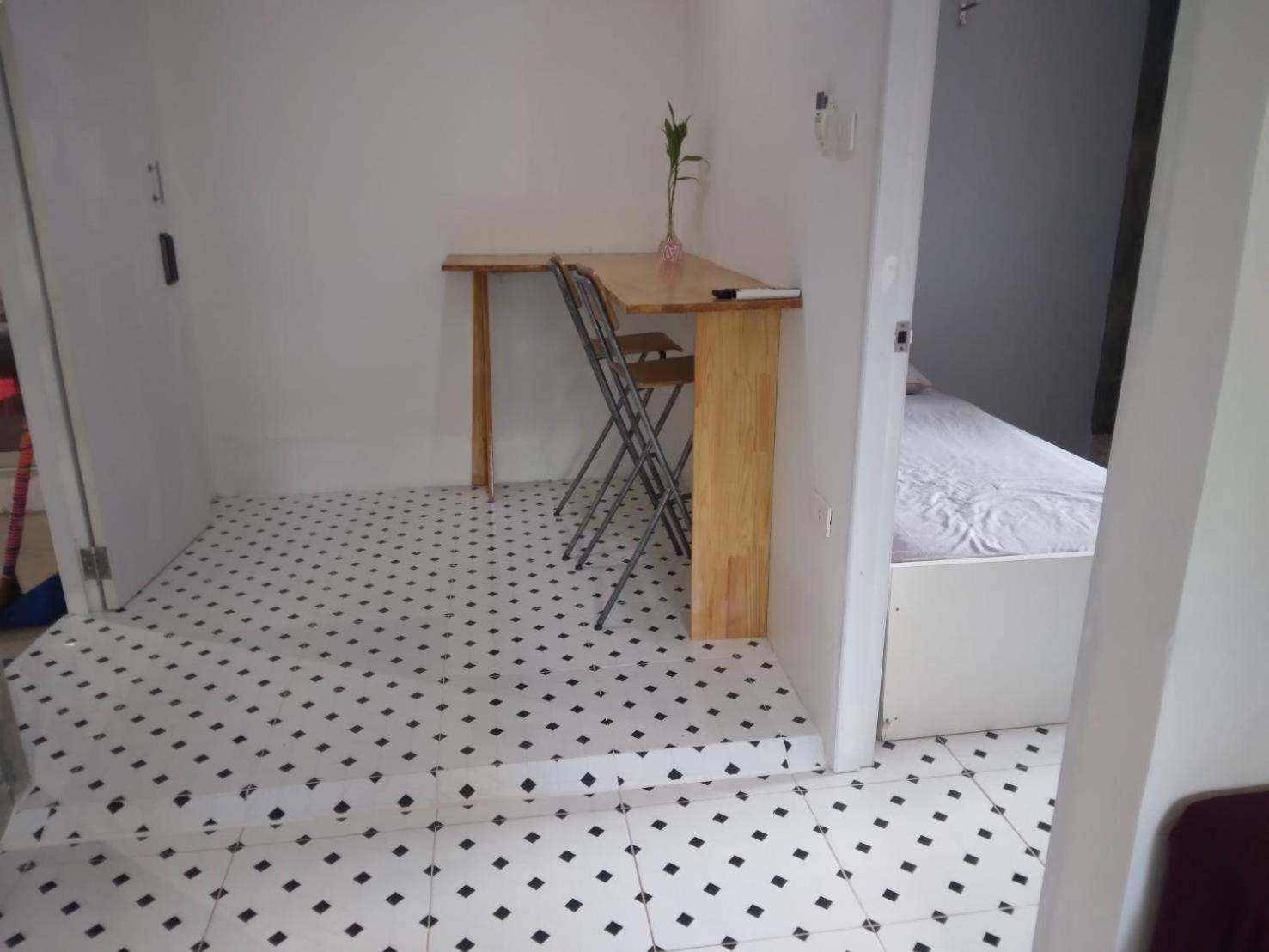 Entropy Hotel