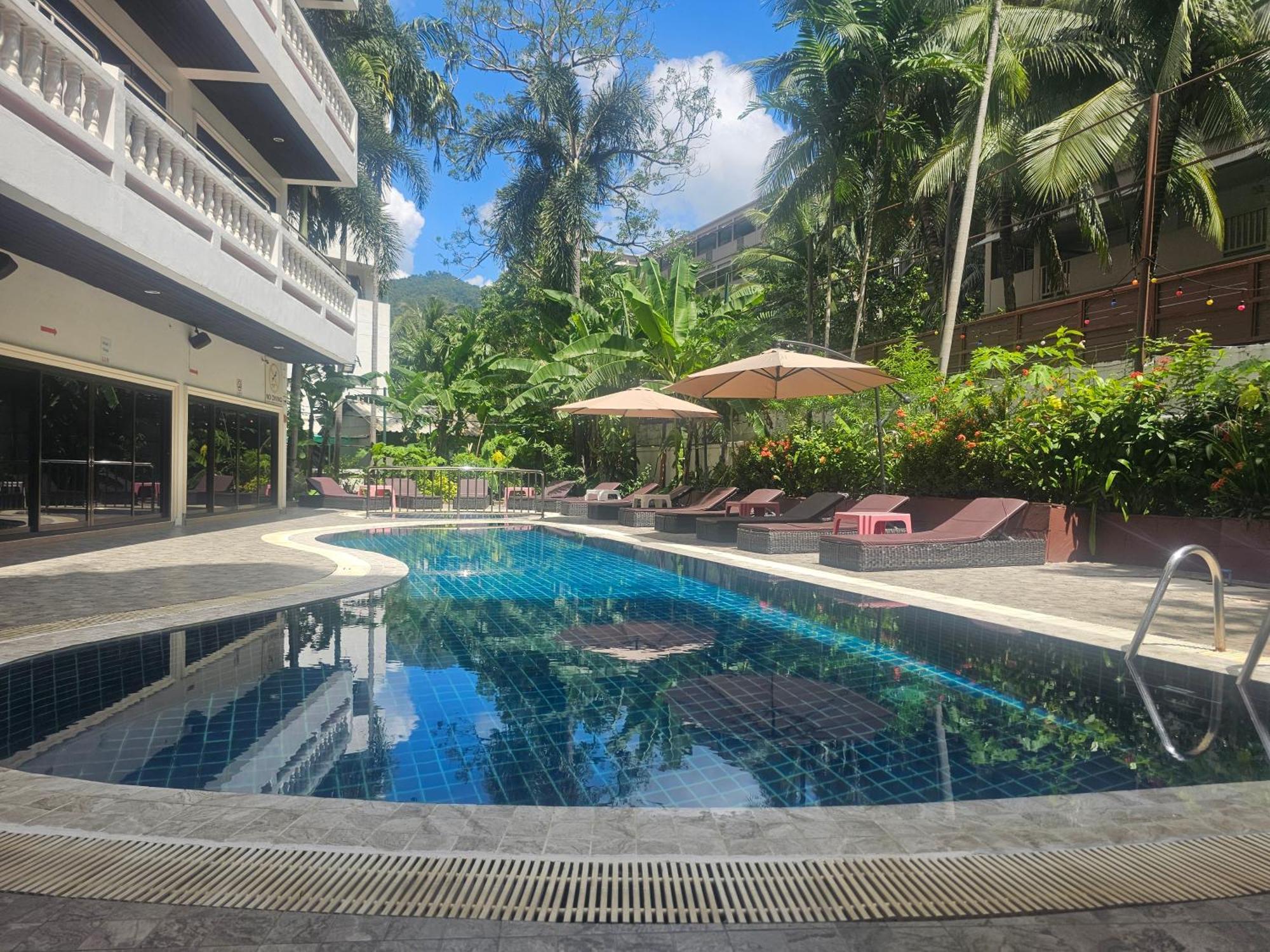 Hotel & 3*