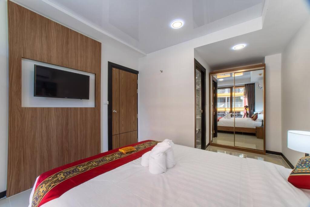 1 Bedroom Naiharn P607by Ibg Rawai