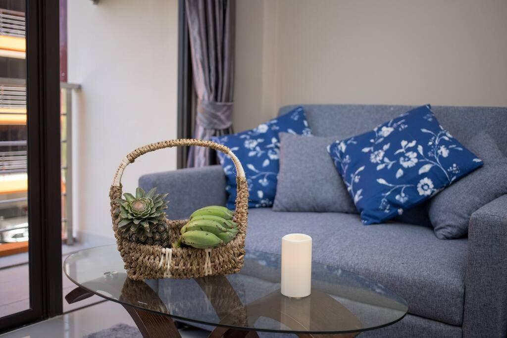 Apartment 1 Bedroom Naiharn P607by Ibg *