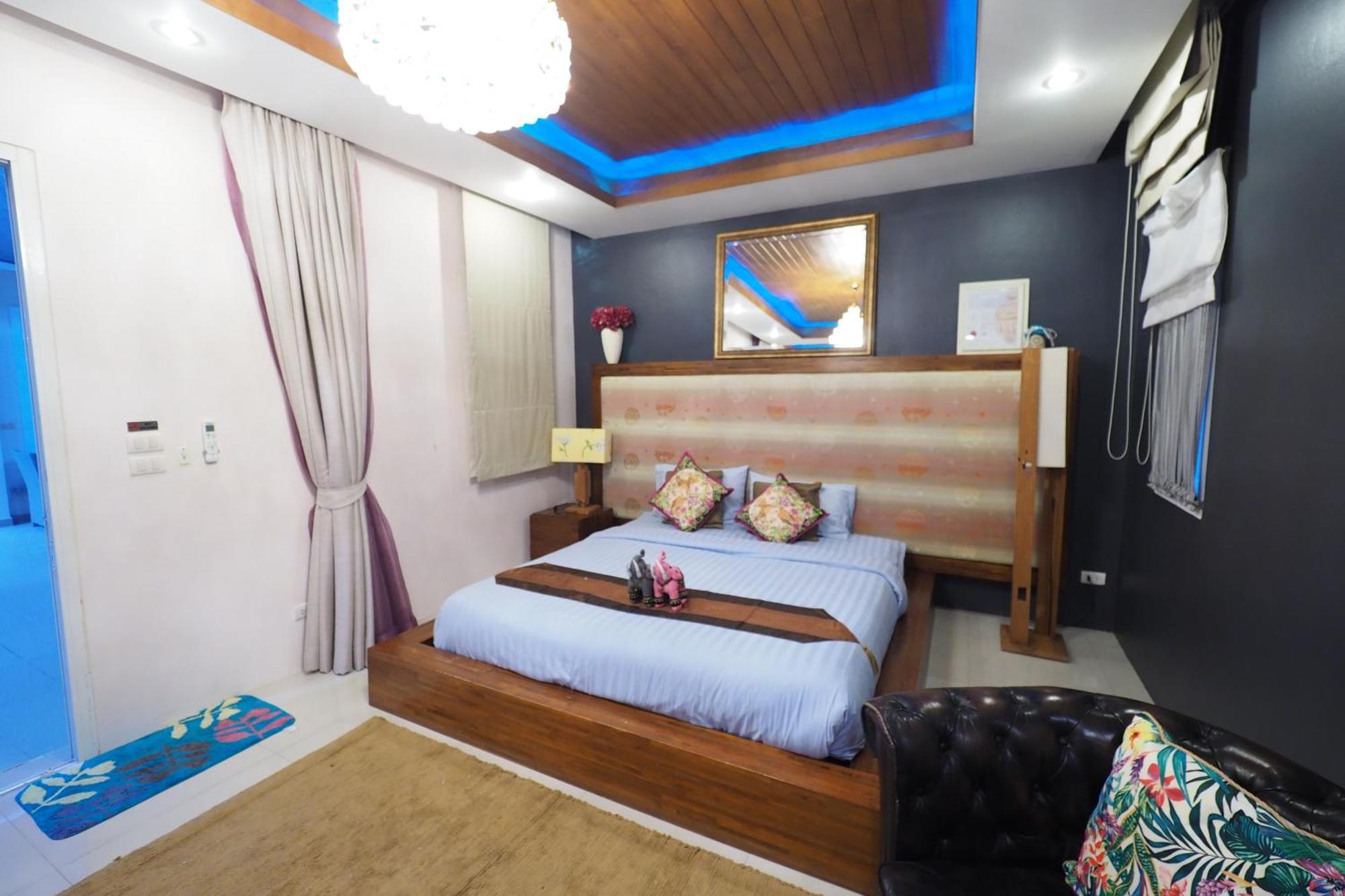 Villa Baan Bali Phuket