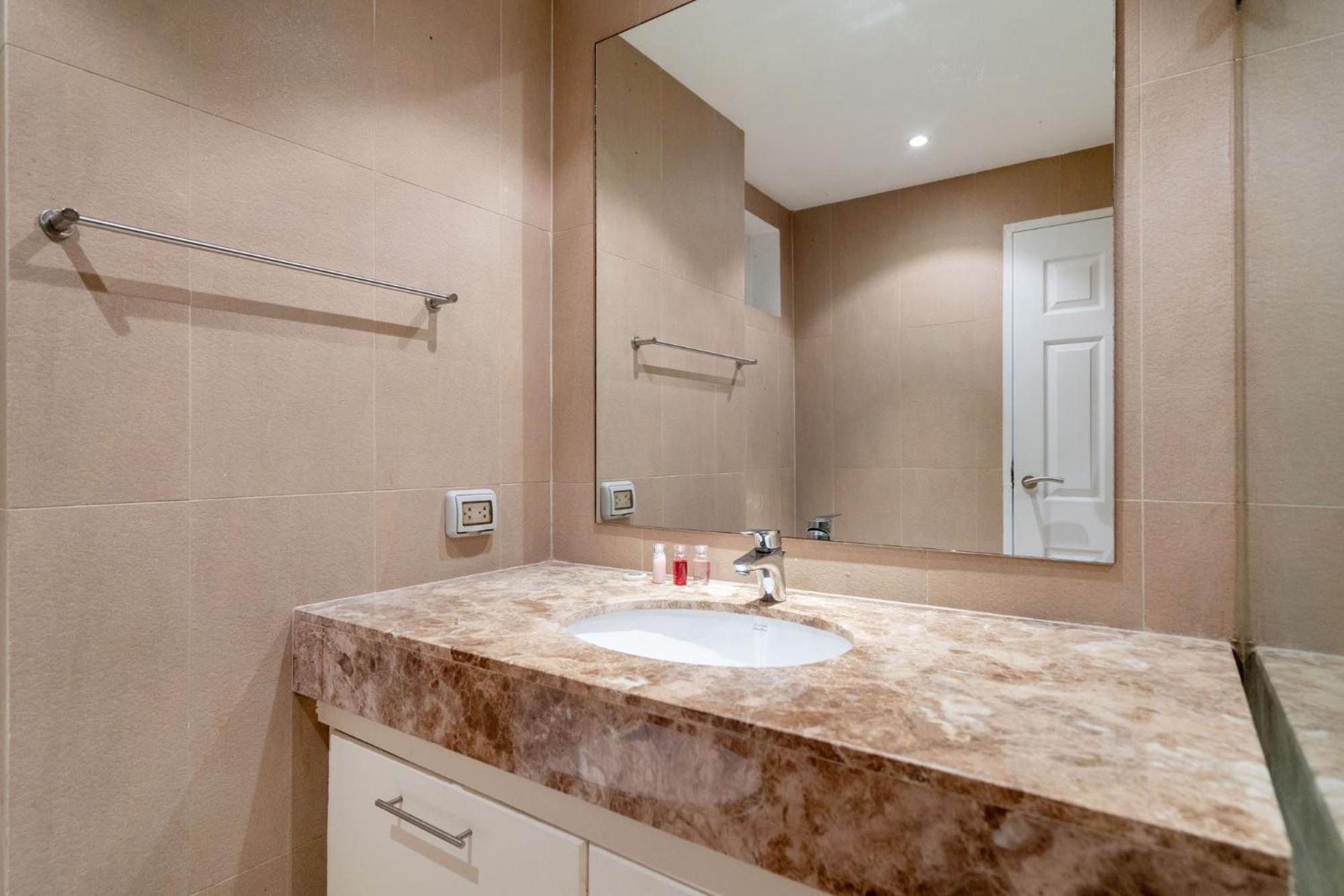 Mountain View Apt, High Speed Internet - 1br-karon *