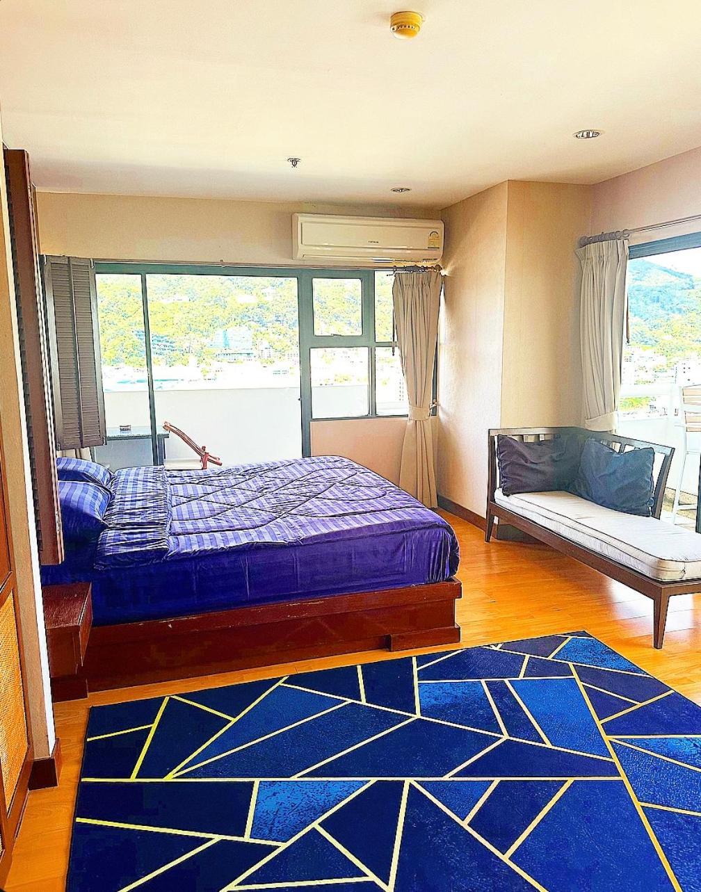 Apartment Tower Mountain View *