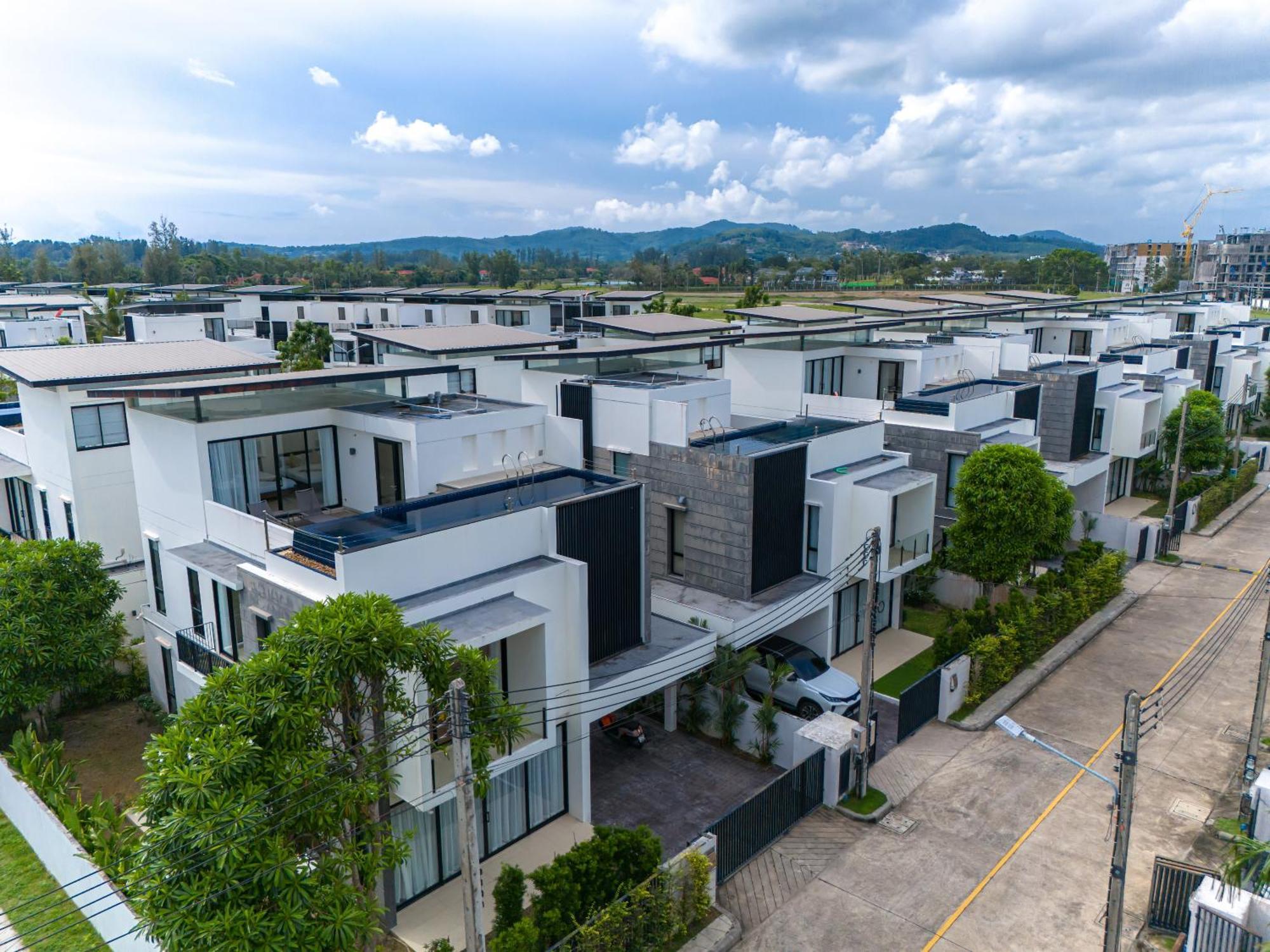 Laguna Park 的现代化5卧室泳池别墅 Villa