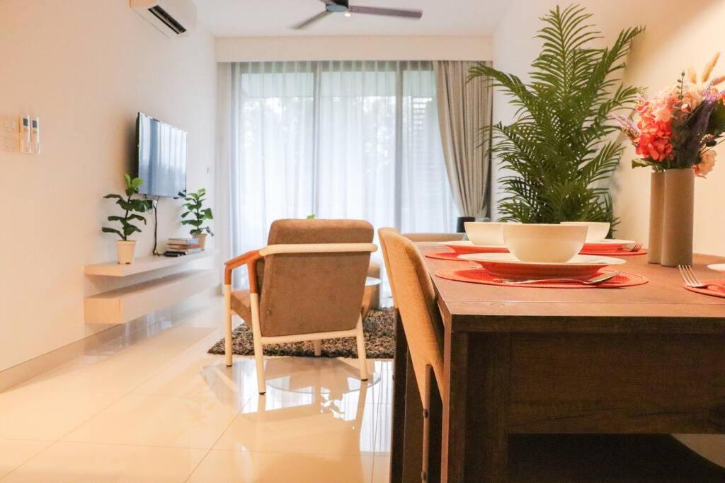 Cassia Residences Sea View *