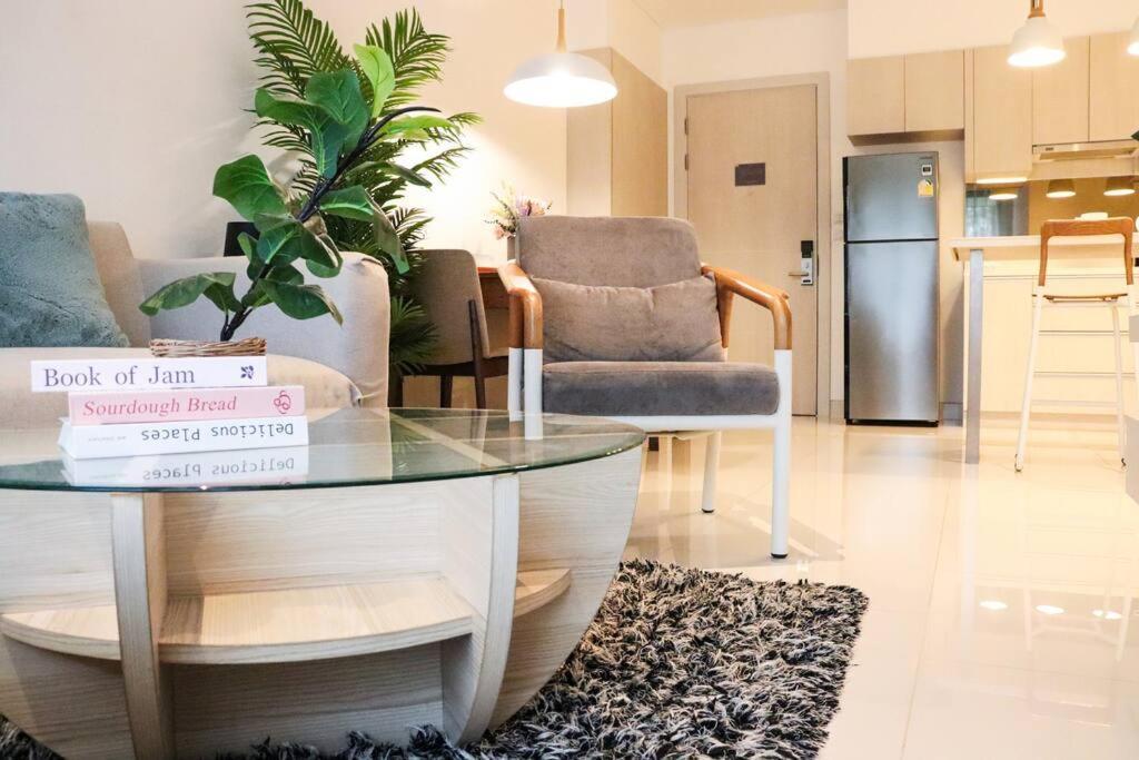 Cassia Residences Sea View Apartment