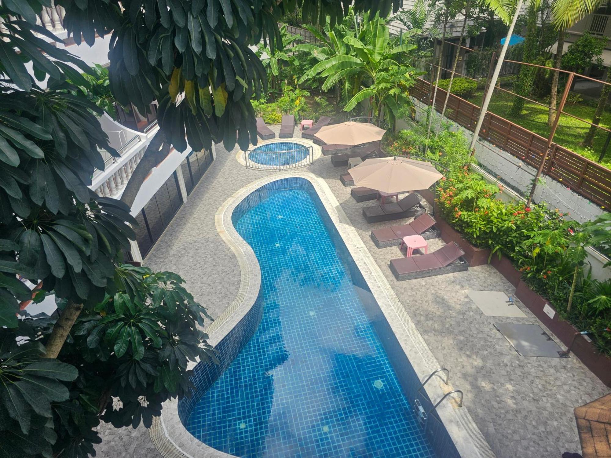 And Apartment *
