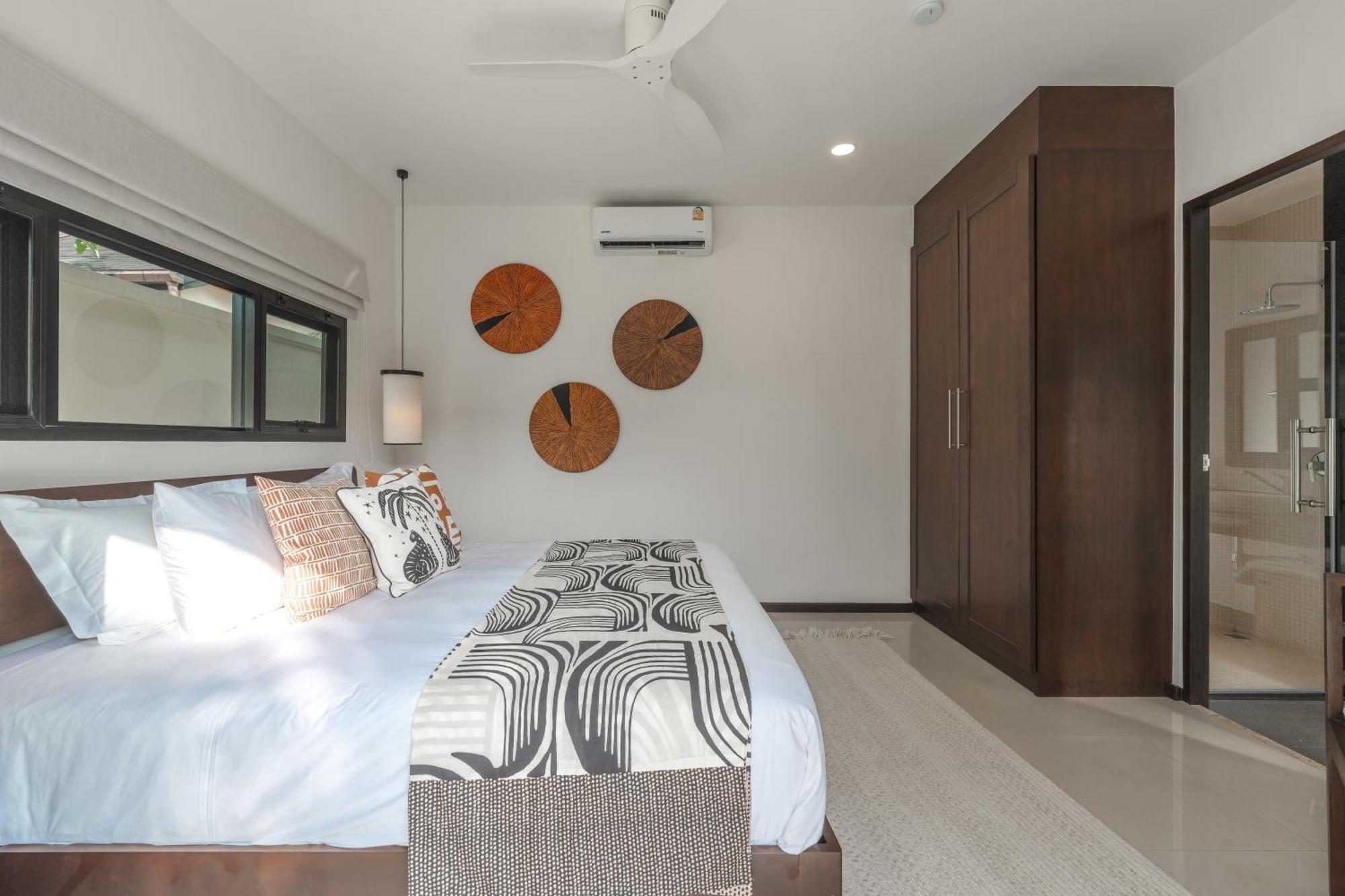 Villa 4br Luxury Pool With Tropical Garden Nearby Bangtao And Layan *