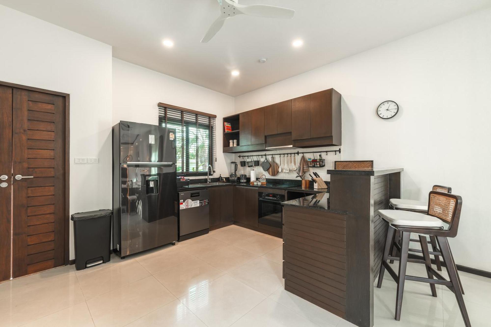 4br Luxury Pool With Tropical Garden Nearby Bangtao And Layan