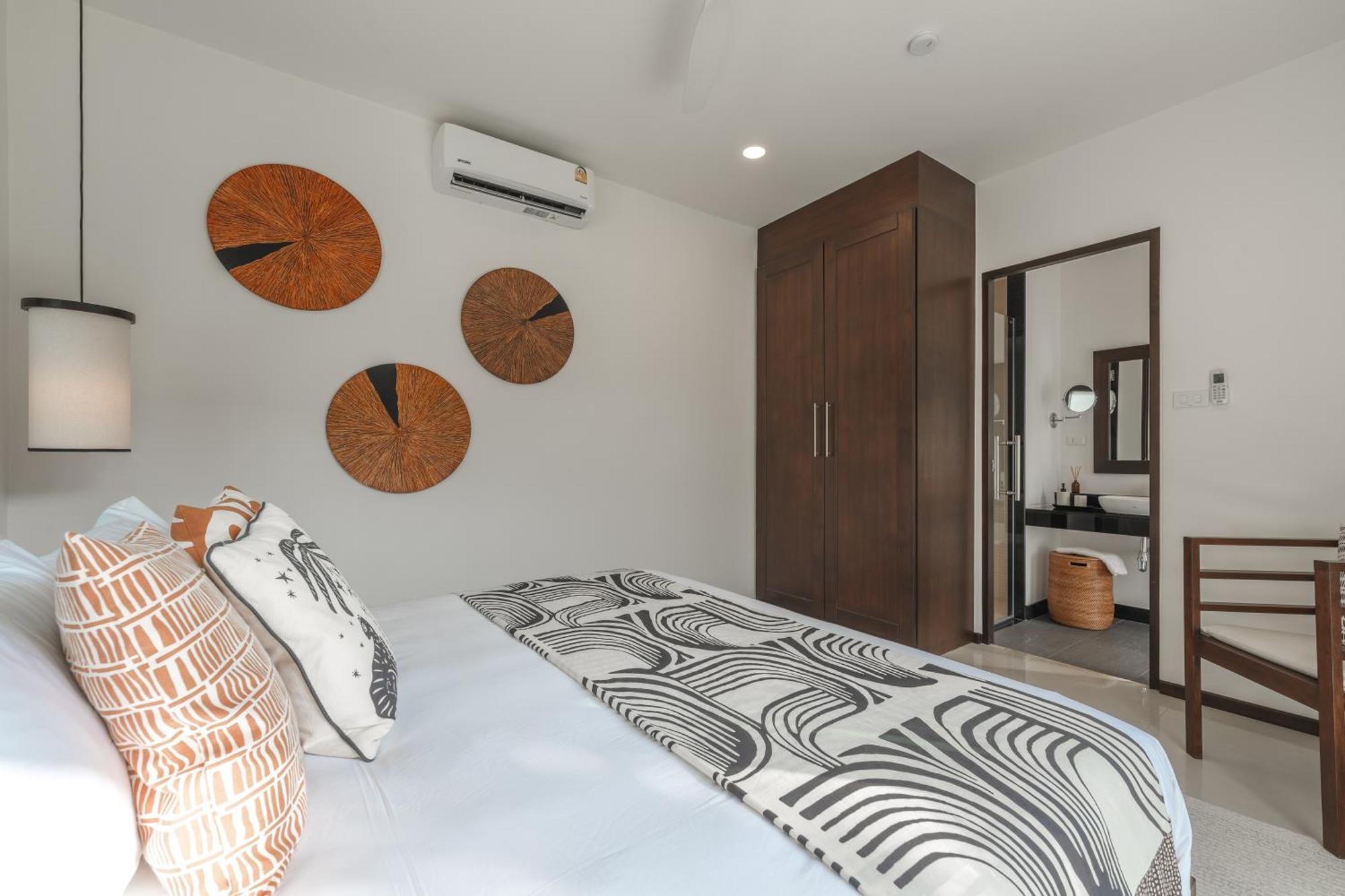 4br Luxury Pool With Tropical Garden Nearby Bangtao And Layan Villa Thalang