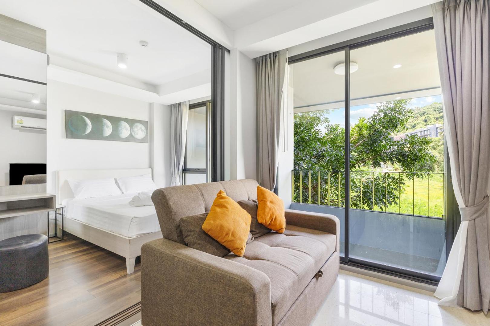 6th Avenue Surin Condomium Apartment *
