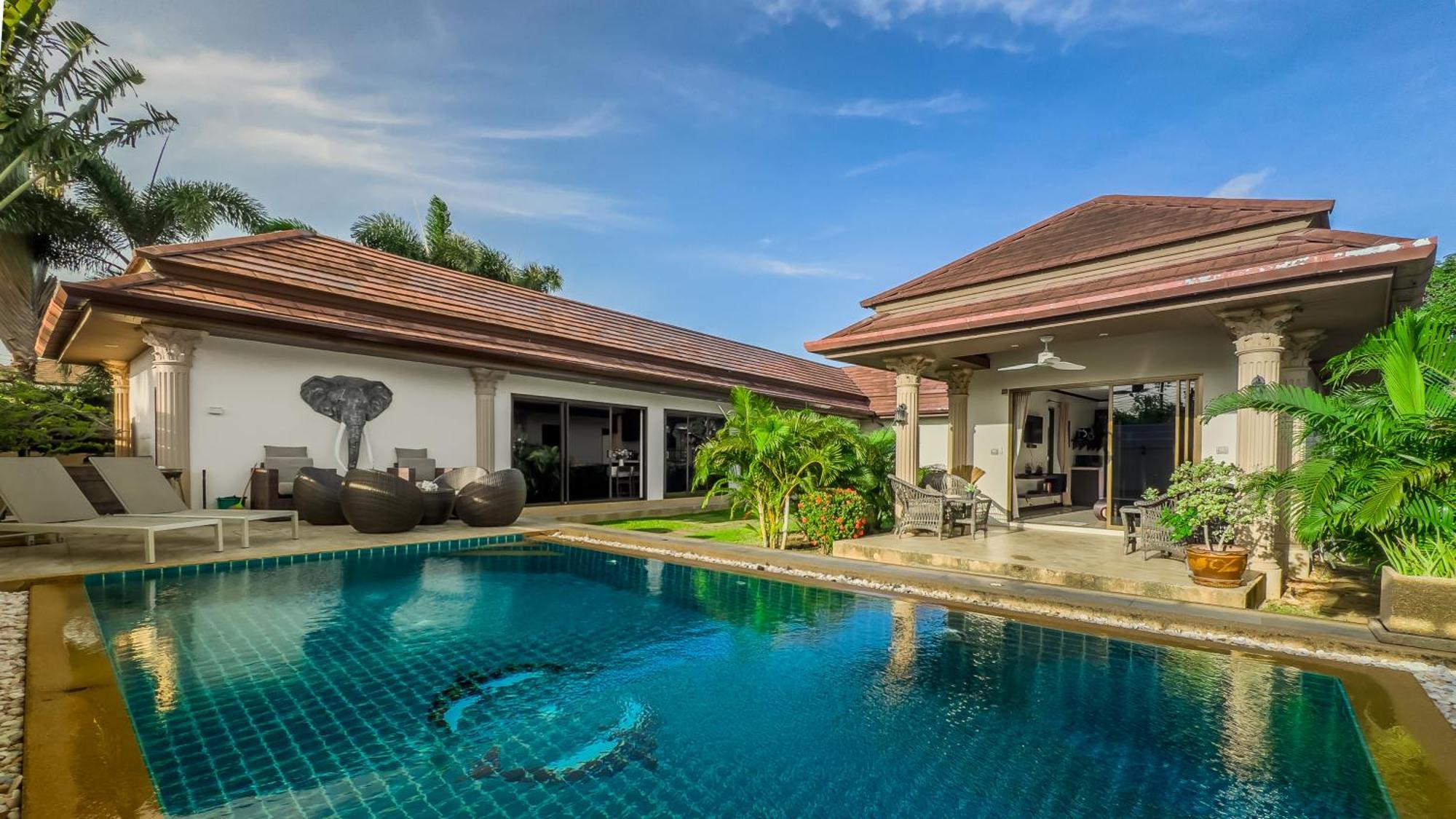 Garden 4br With Private Pool Villa