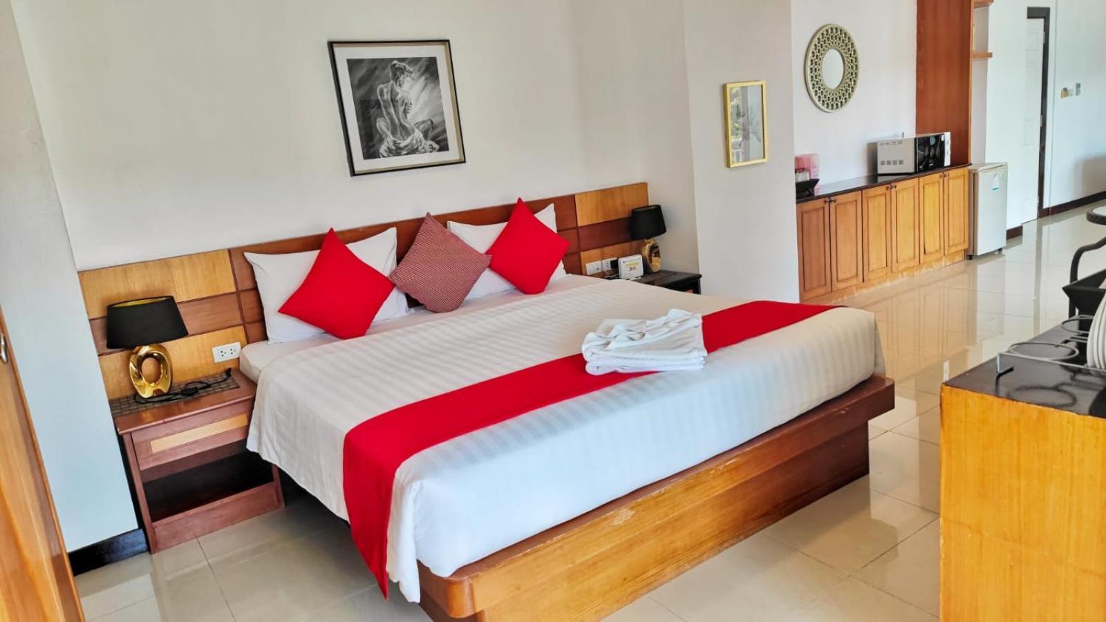 Hotel Cocoon Apk & Patong