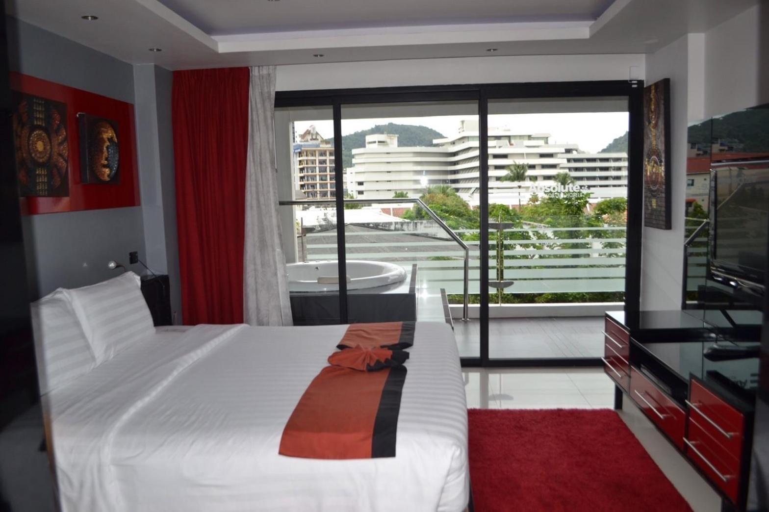 Apartment Absolute Bangla 65 Sqm Balcony With Jacuzzi Patong