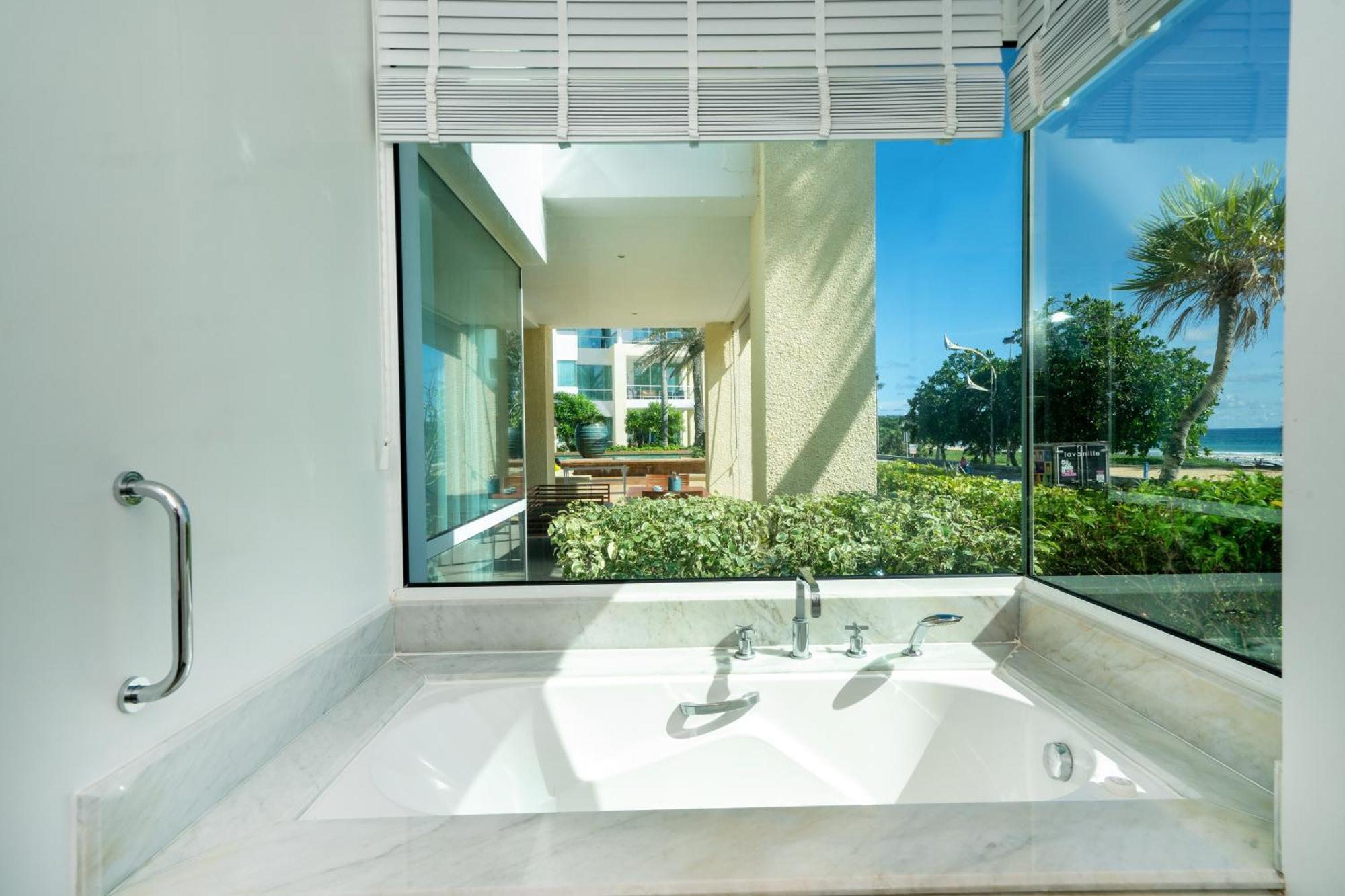 Pangsapuri Beachfront 703