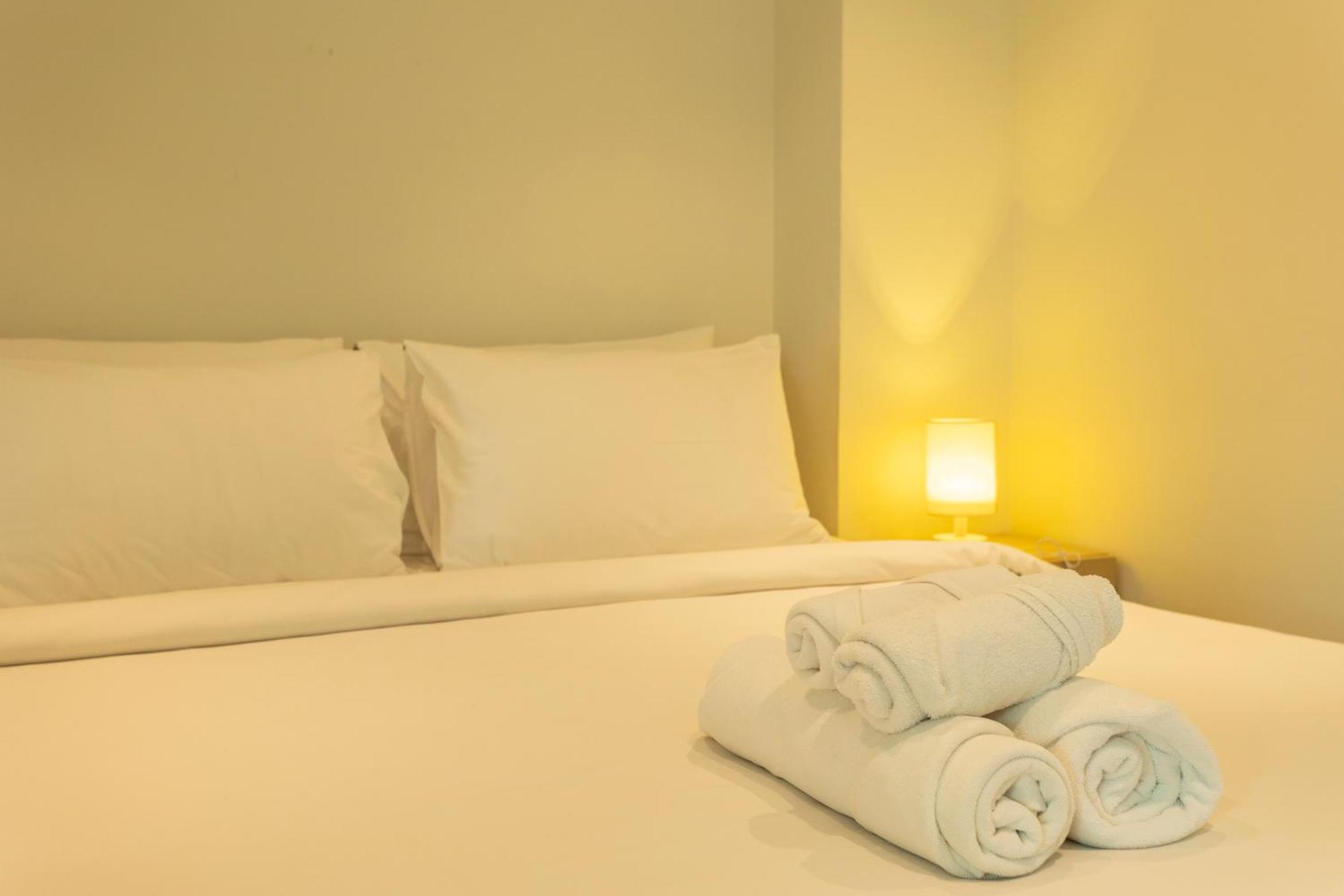 1br With Pool, Serene Setting & Balcony C131 Apartment *