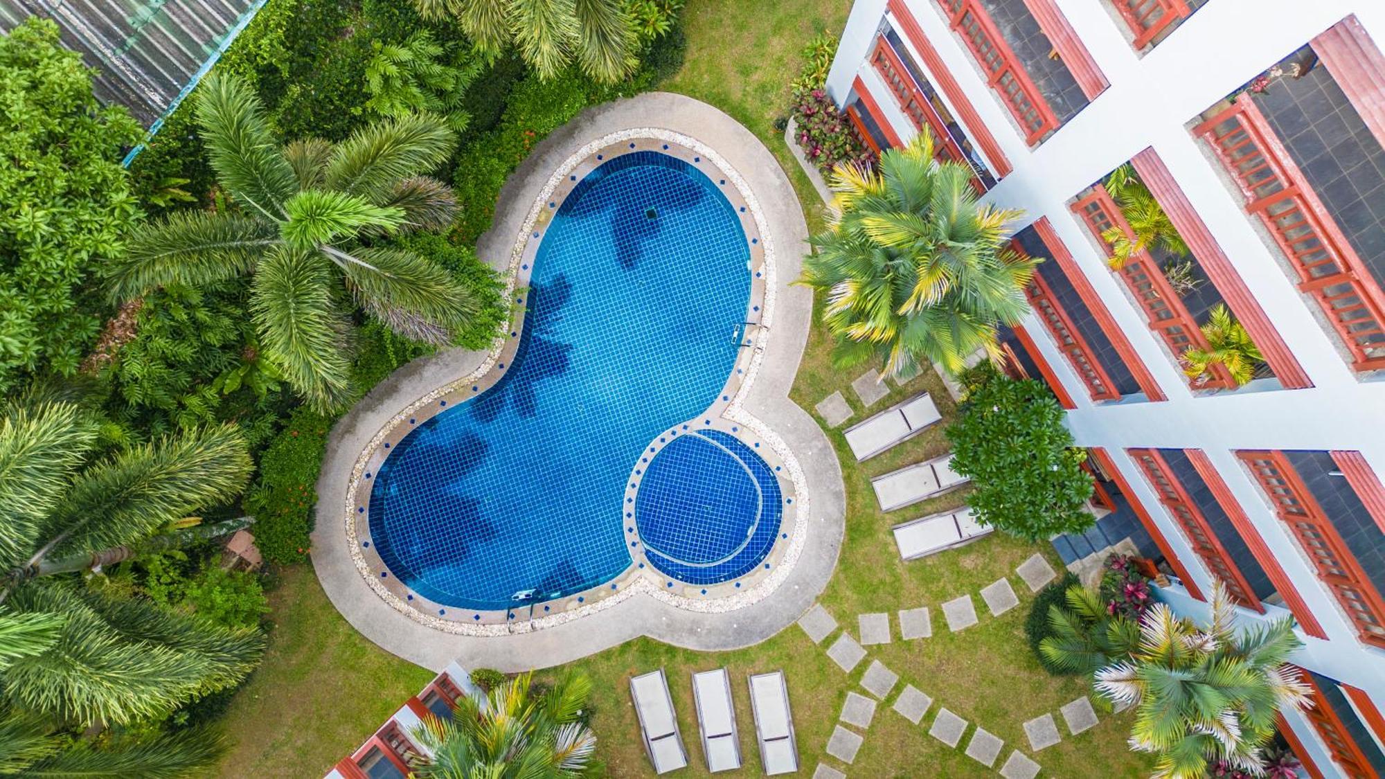 1br With Pool, Serene Setting & Balcony C131 Apartment