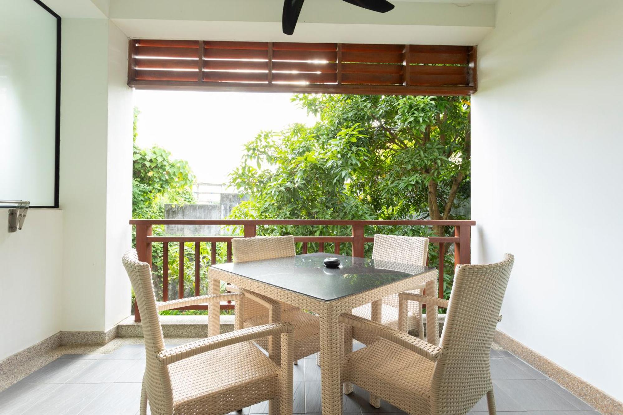 Apartment 1br With Pool, Serene Setting & Balcony C131 Surin Beach (Phuket)