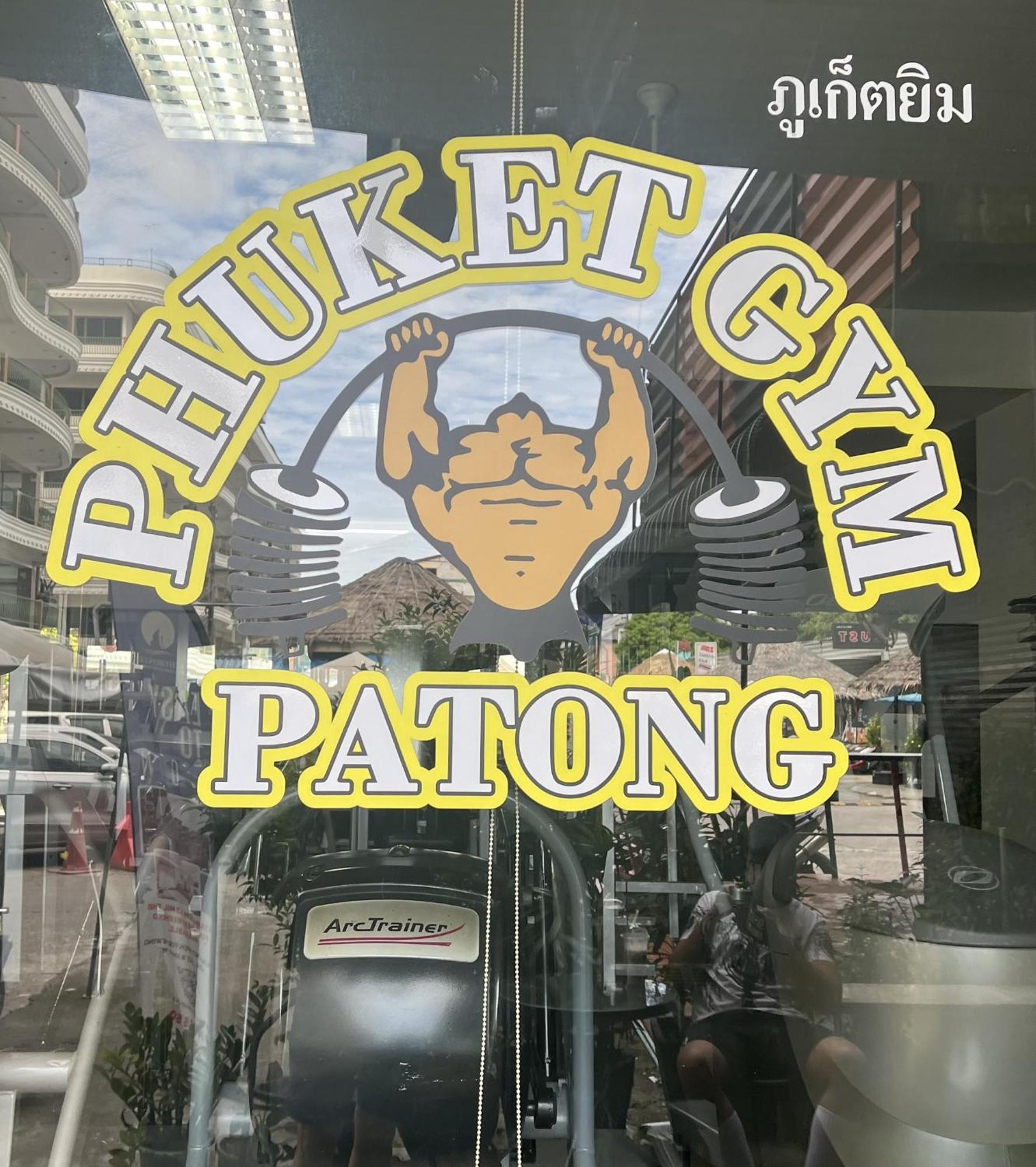 Heart Studio: Smart Tv & Kitchen Comfort Patong