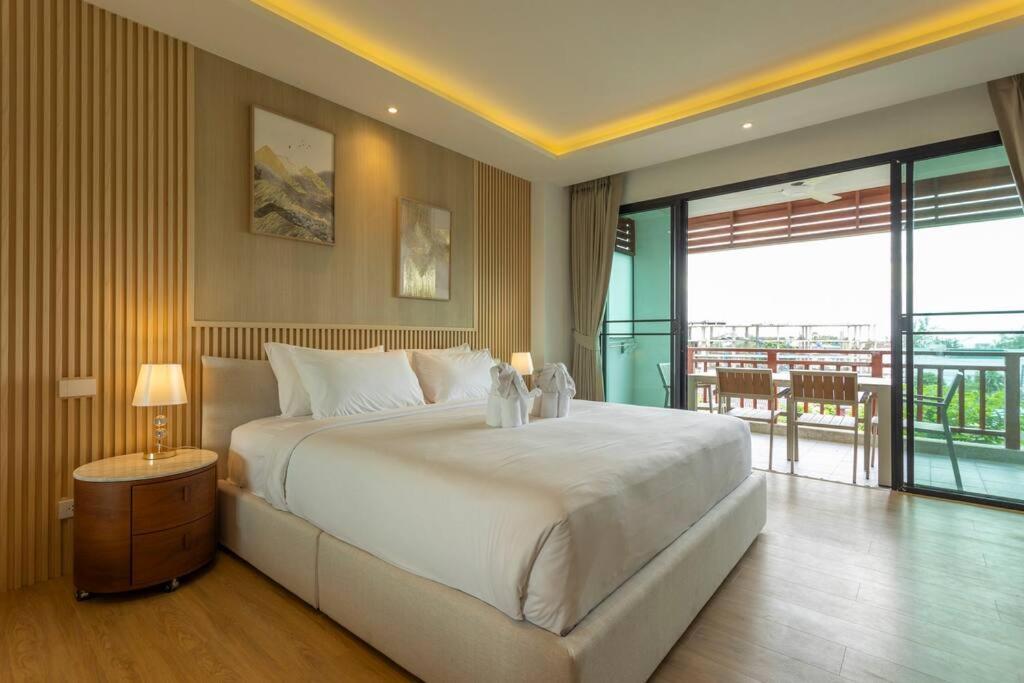 Apartment 1br With Pool, Serene Setting & Balcony C131 Surin Beach (Phuket)