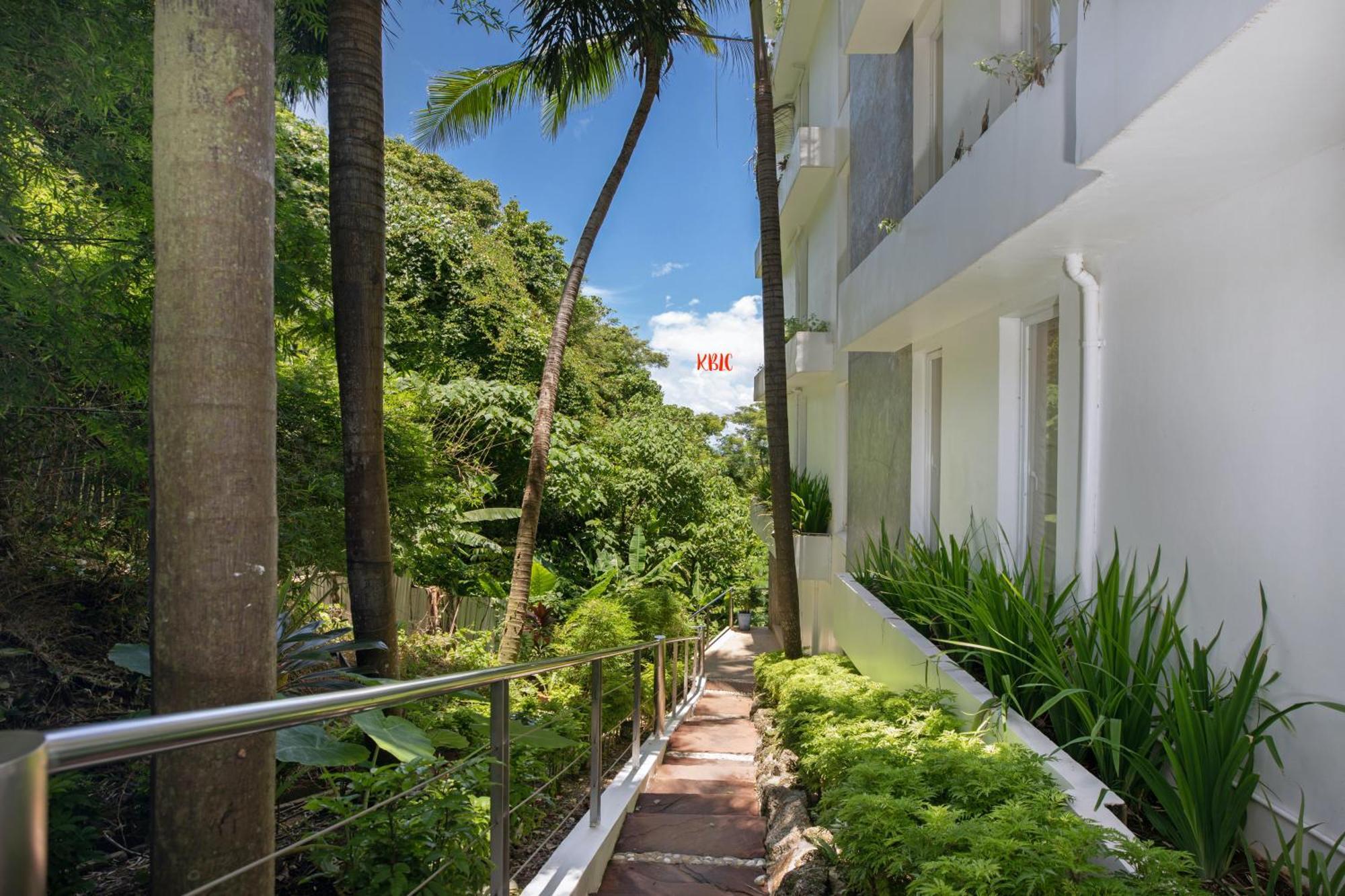 Apartment Luxury - Spacious - Exquisitely Furnished - 6min Walk To - 2025 Traveller Award Winner