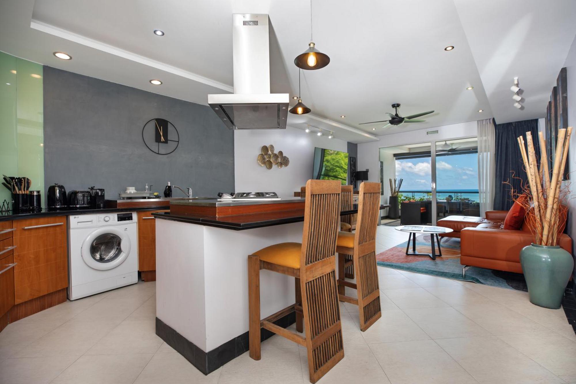Apartment Luxury - Spacious - Exquisitely Furnished - 6min Walk To - 2025 Traveller Award Winner Kata Beach (Phuket)