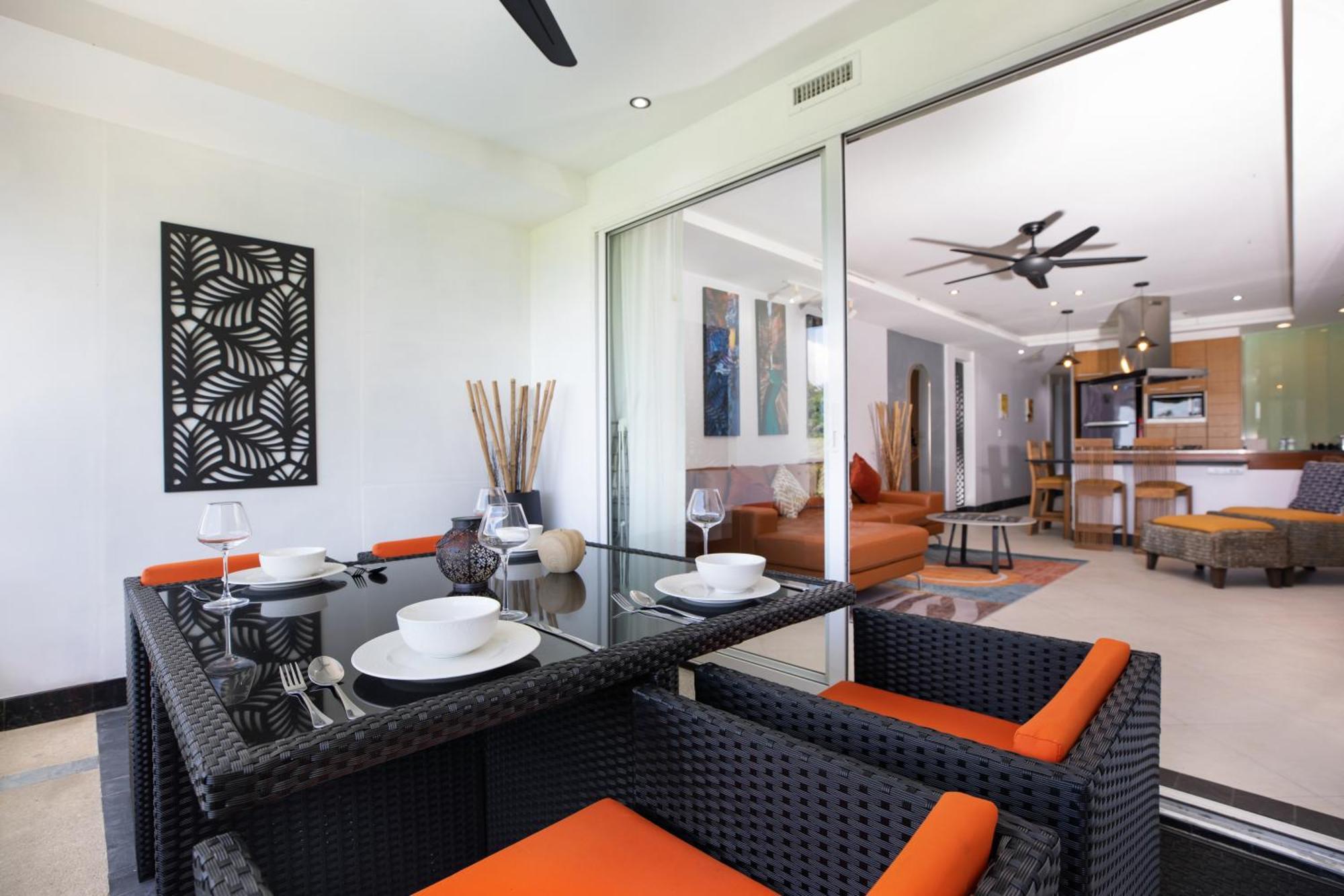Luxury - Spacious - Exquisitely Furnished - 6min Walk To - 2025 Traveller Award Winner *