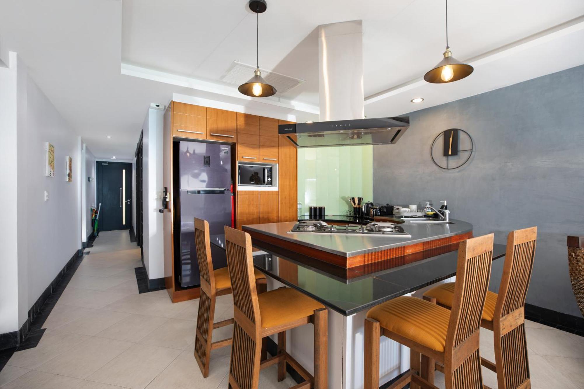 Apartment Luxury - Spacious - Exquisitely Furnished - 6min Walk To - 2025 Traveller Award Winner Kata Beach (Phuket)