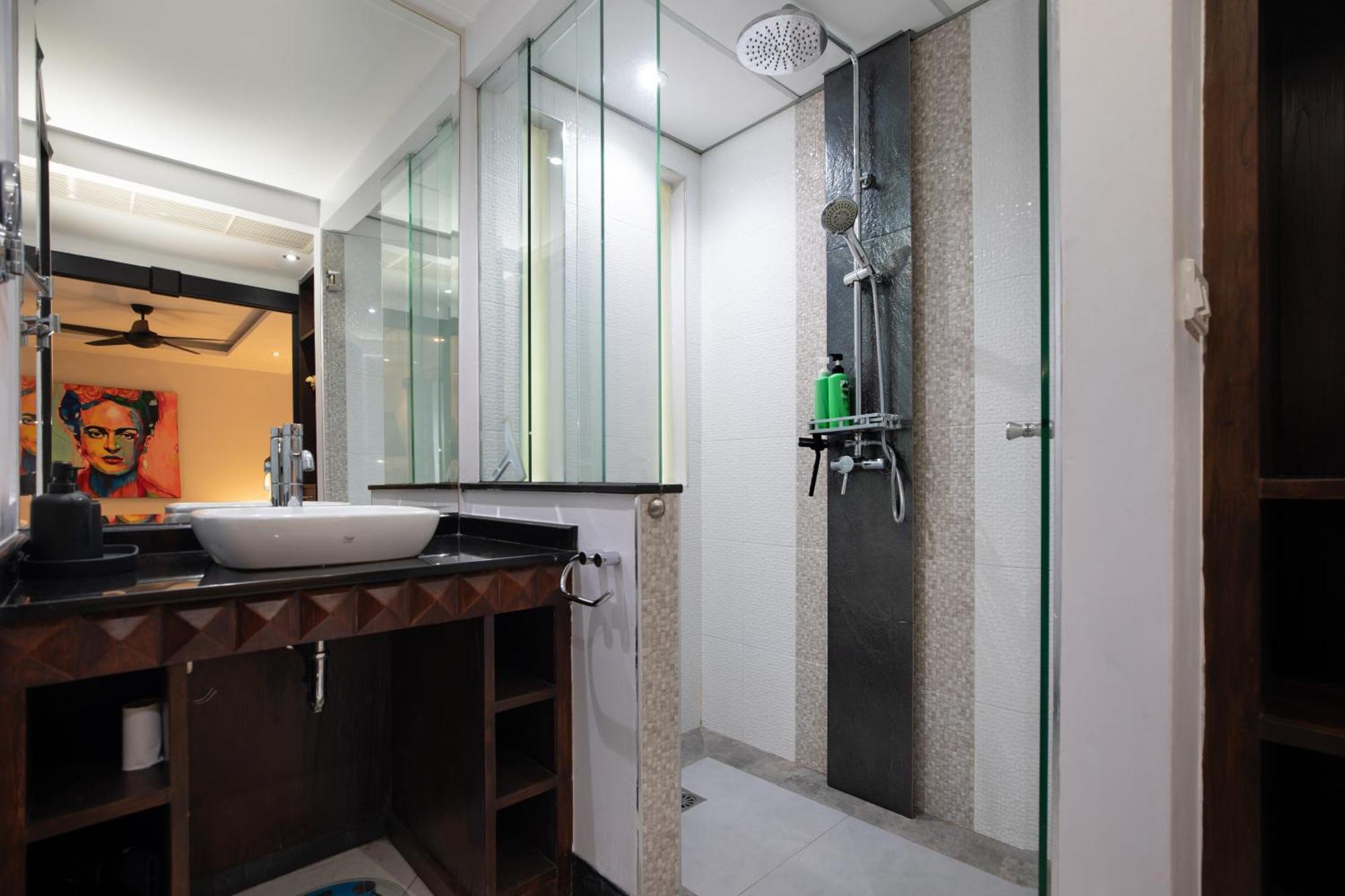 Apartment Luxury - Spacious - Exquisitely Furnished - 6min Walk To - 2025 Traveller Award Winner *